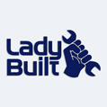 Nálepka s nápisom Lady Built